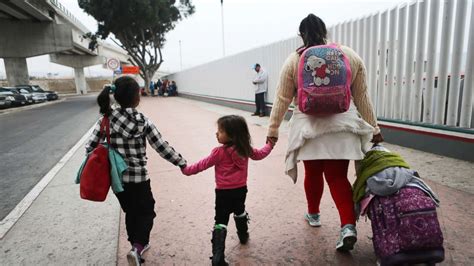 9th bus of migrant families and children arrive in L.A. after Hilary